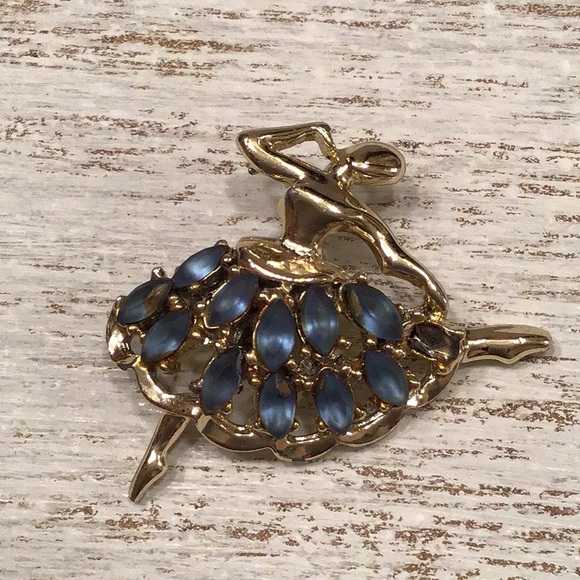 Meet your Posher, Grace - Picture 2 of 4